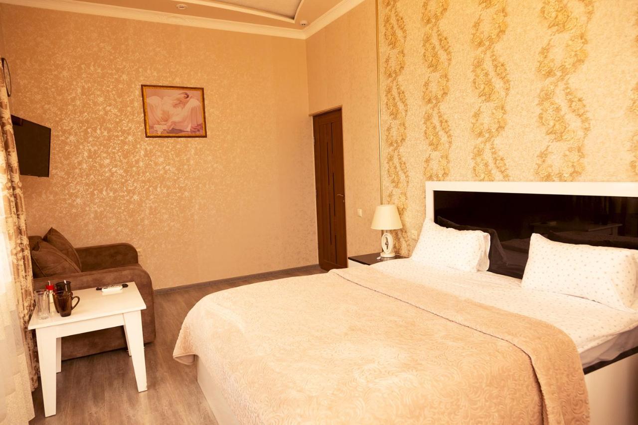 Hotel Felisa Гюмри Екстериор снимка