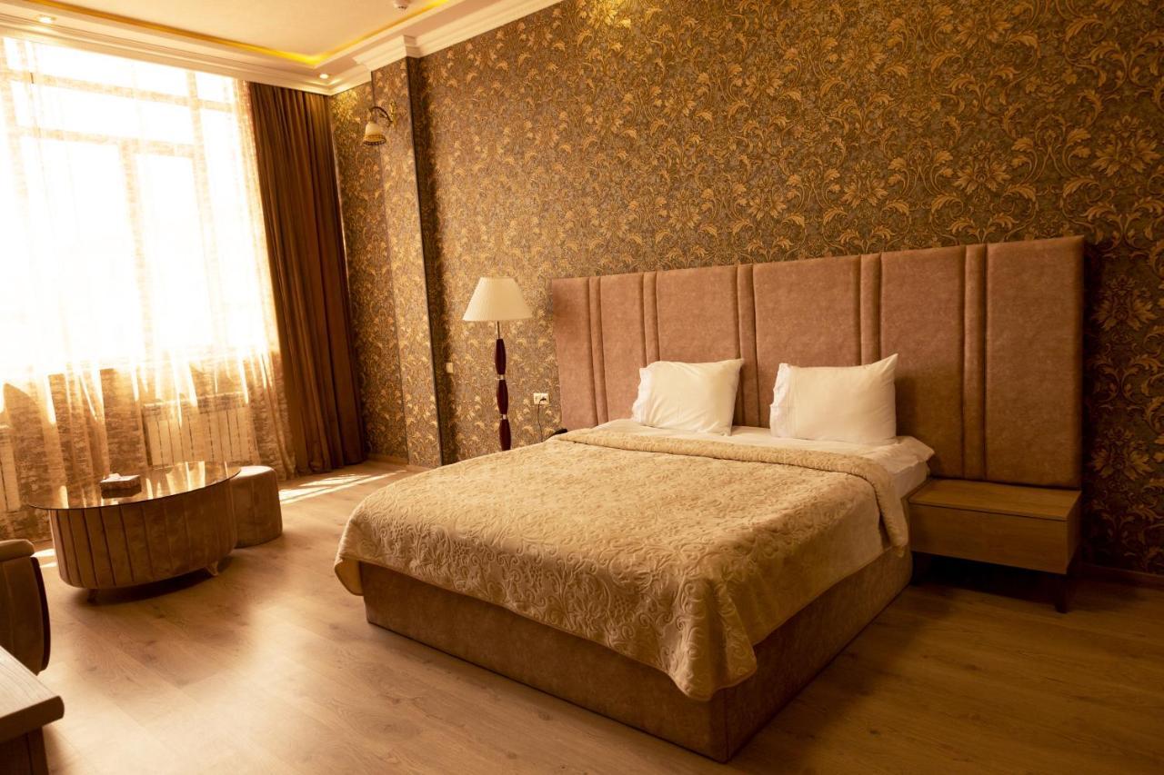 Hotel Felisa Гюмри Екстериор снимка