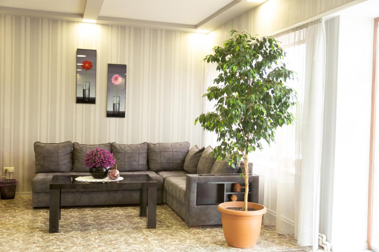 Hotel Felisa Гюмри Екстериор снимка